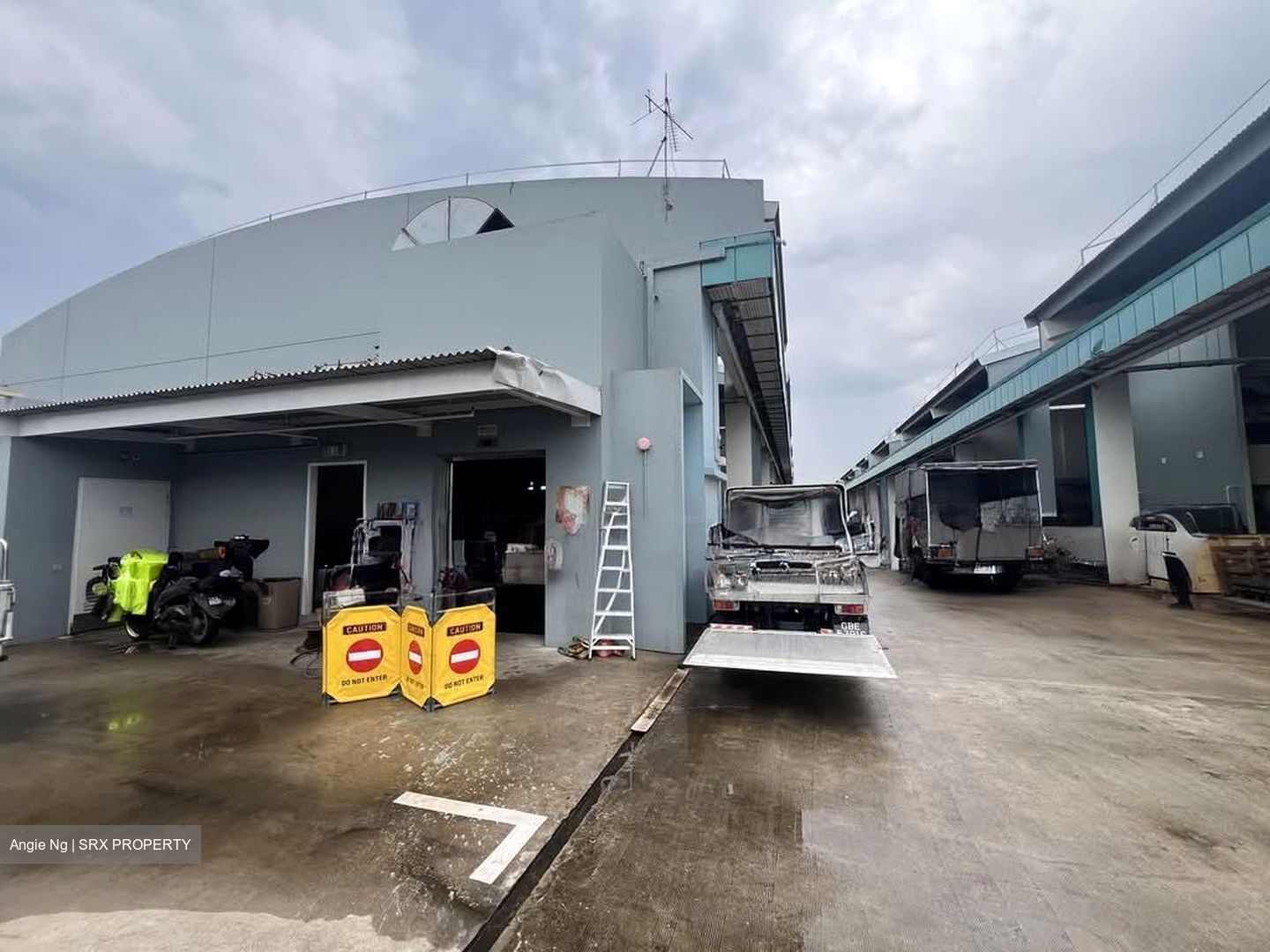 Tuas Lot (D22), Factory #569180311